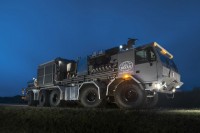 Sonderfahrgestell TATRA 12×8 für den Förderturm DRILLMEC (2013)